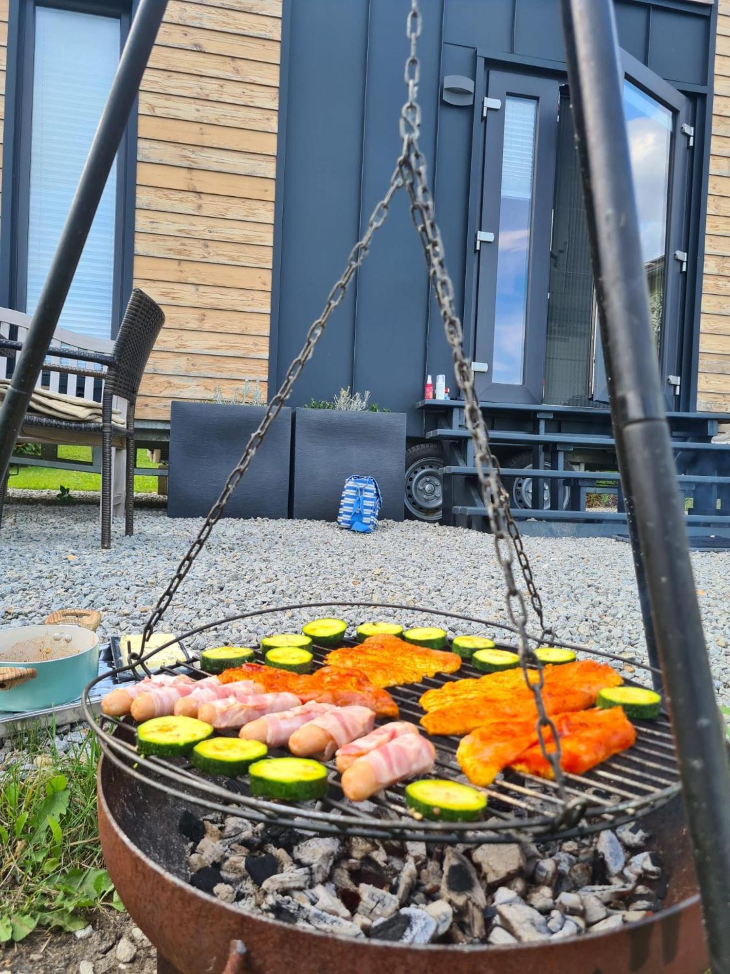 Tinyhouse -Reset Im Vilstal -Zurueck Zum Ursprung Apartment Aldersbach Екстериор снимка